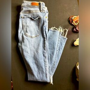 Abercrombie & Fitch Size 2